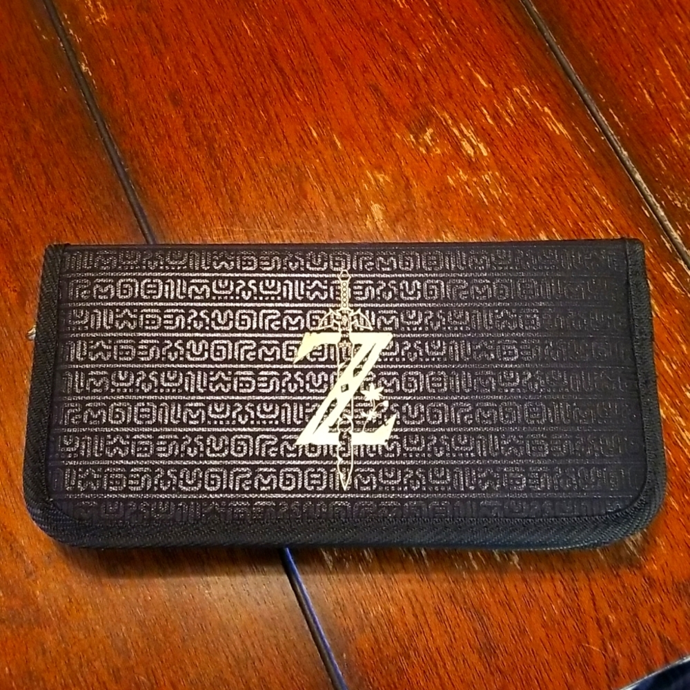 Nintendo Switch Case--Zelda - Picture 2 of 6